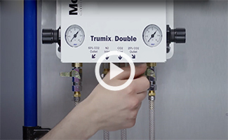 Setting the CO2 Outlet Pressure